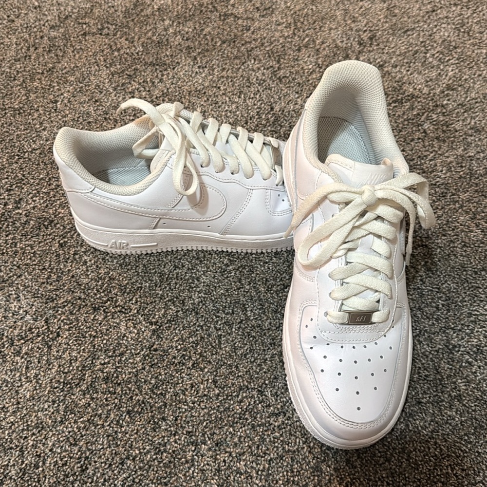 Womens Nike Air Force 1